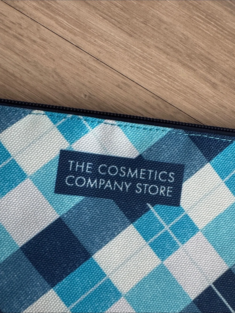 NWOT Blue Plaid Travel Makeup Bag